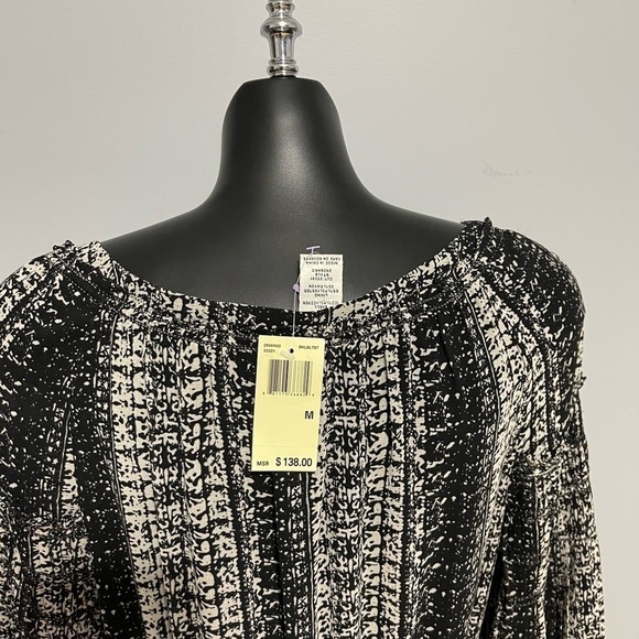 Dresses 3 for $50
NWT Max Studio Lined Dress Black /White Print Size Medium - Picture 6 of 7